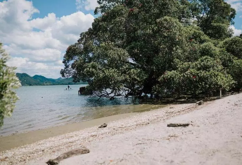 Majatalo Studio On Petley