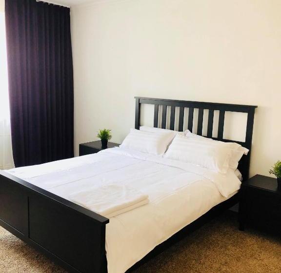 پانسیون Summit Guest House