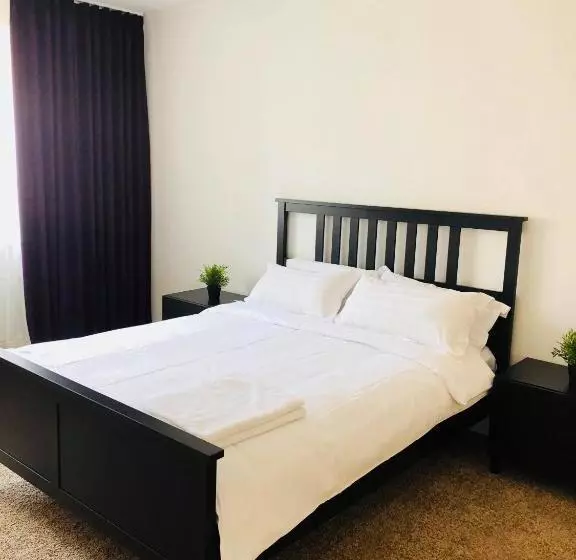 پانسیون Summit Guest House