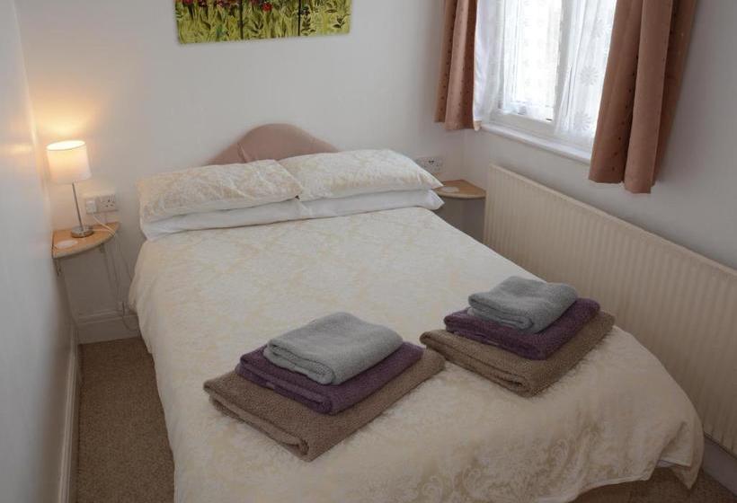 膳宿费 The Cove Guest House