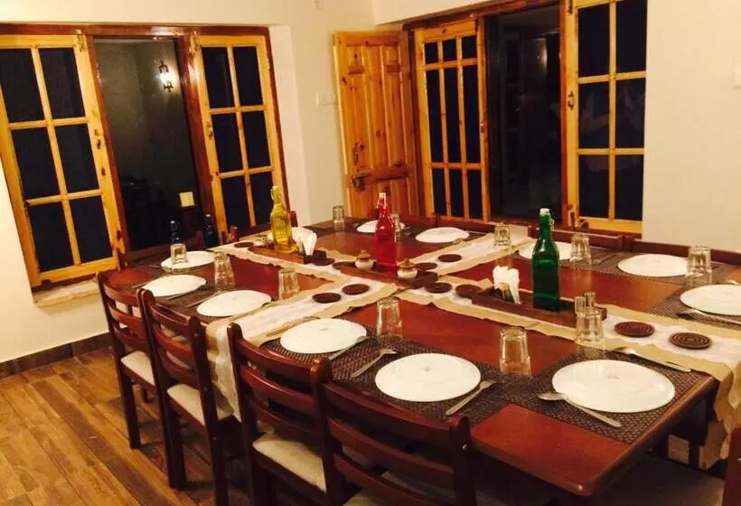 ベッドアンドブレックファースト Aaramgah