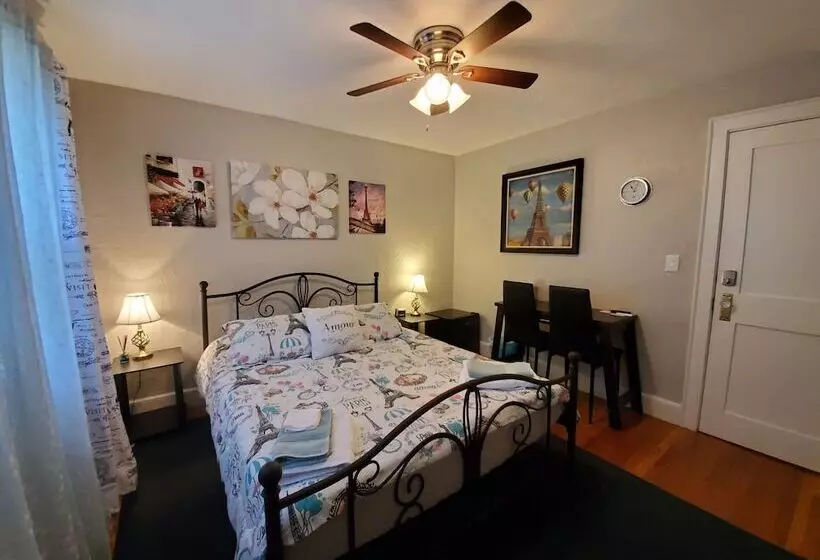 تختخواب و صبحانه Natalie House   Boston