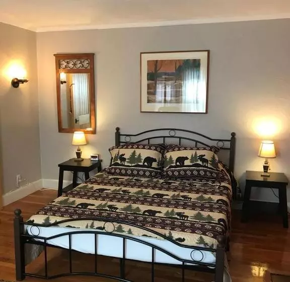 تختخواب و صبحانه Natalie House   Boston