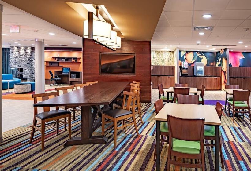 בית מלון כפרי Fairfield Inn & Suites By Marriott Terrell