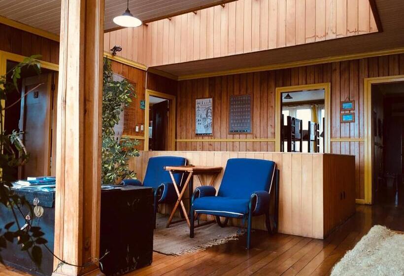 Pension 13 Lunas Hostel