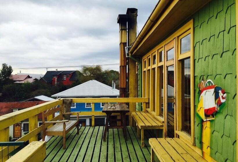 Pension 13 Lunas Hostel