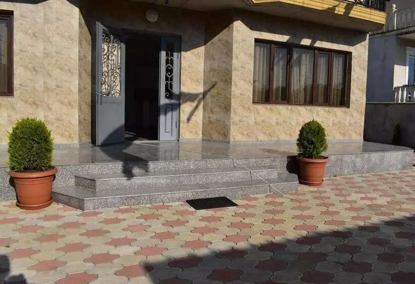 پانسیون Guest House Bagrationi