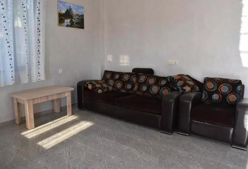 پانسیون Guest House Bagrationi