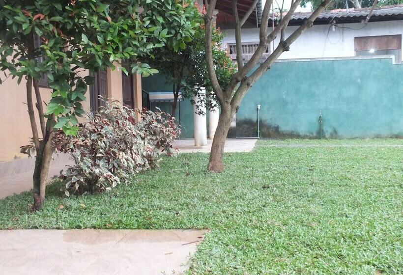 بنسيون Hillsview Rest And Guest House