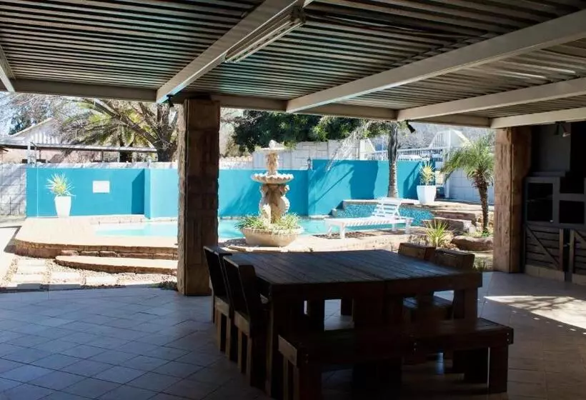پانسیون Orchard Guesthouse