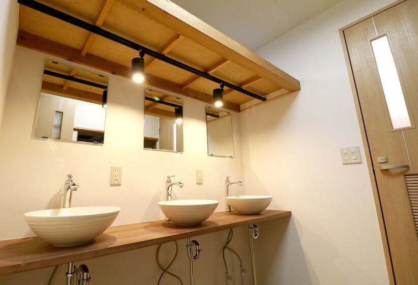 ペンション Tokiwa Kamakura Backpackers