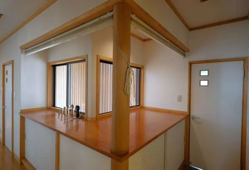 Majatalo Tokiwa   Kamakura Backpackers