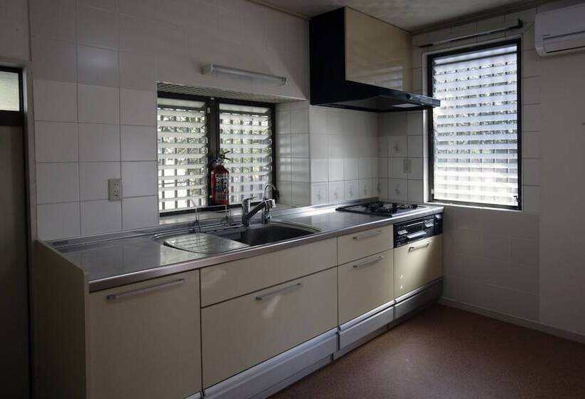 ペンション Tokiwa Kamakura Backpackers