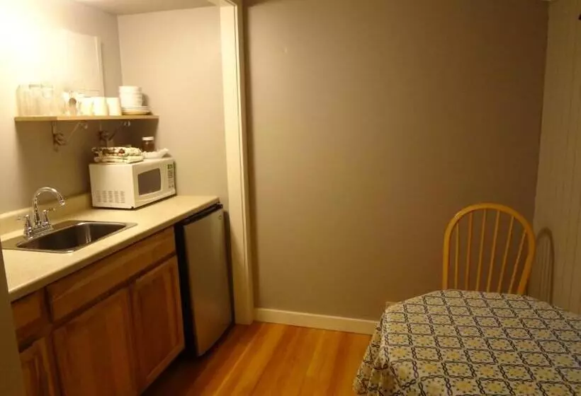 Hotelli China Creek Cottages