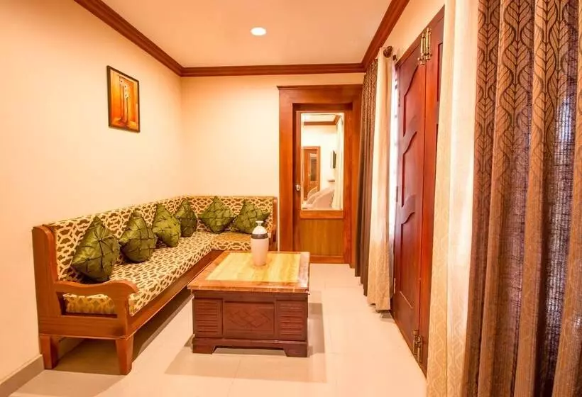 ホテル Crown Valley Thekkady