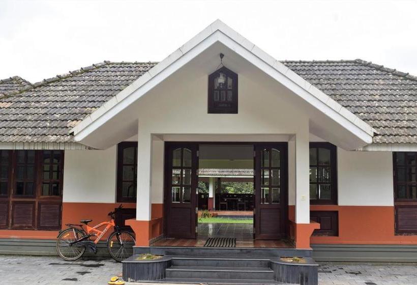 פנסיון 3 Hills County Resort Wayanad