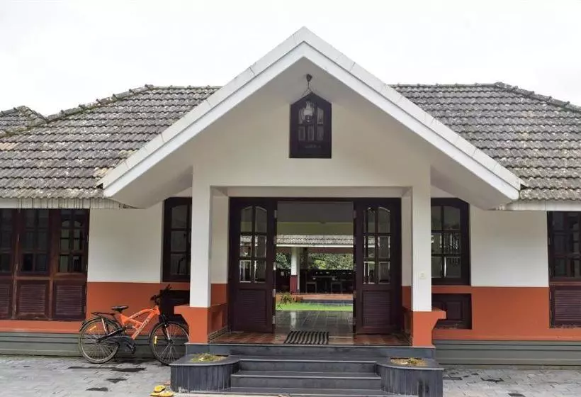 ペンション 3 Hills County Resort Wayanad