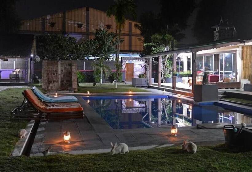 مسافرخانه La Maison