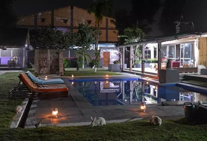 مسافرخانه La Maison