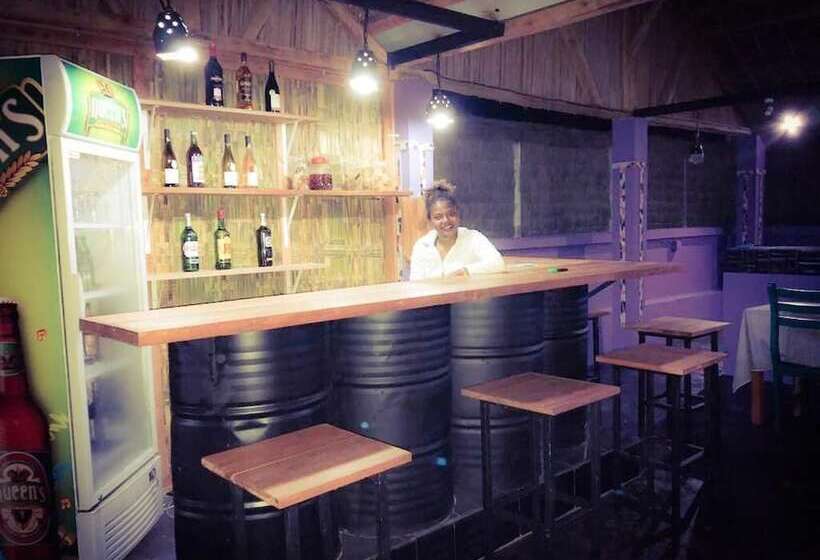 مسافرخانه La Maison