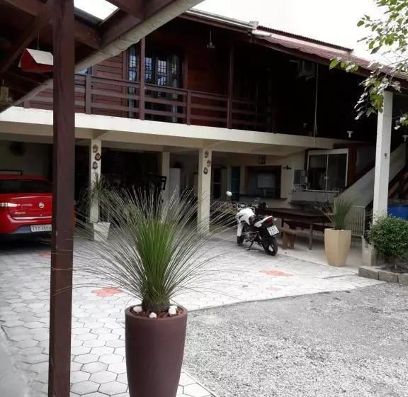 Majatalo Pousada Vovo Valdir