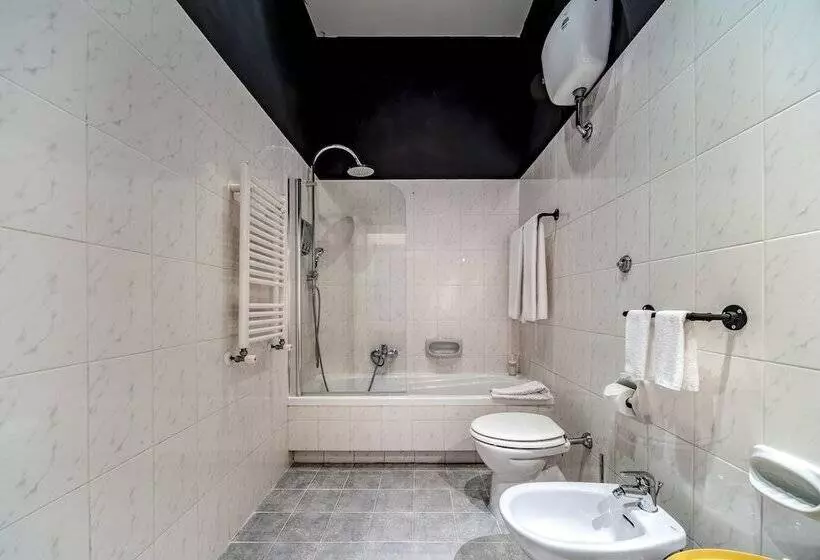 پانسیون Smoorooms Ostiense