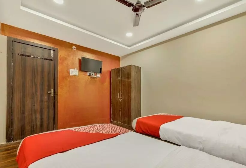 ホテル Ruby Grand Opp Apollo Hospital Kondapur