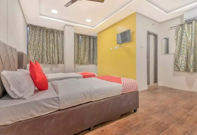 ホテル Ruby Grand Opp Apollo Hospital Kondapur