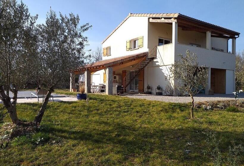 بنسيون La Villa D Isa