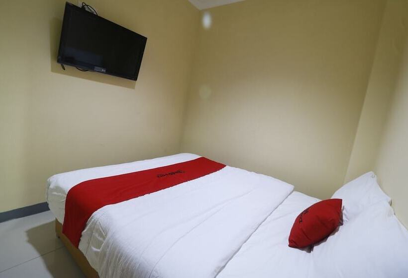 פנסיון Reddoorz Near Itc Cempaka Mas