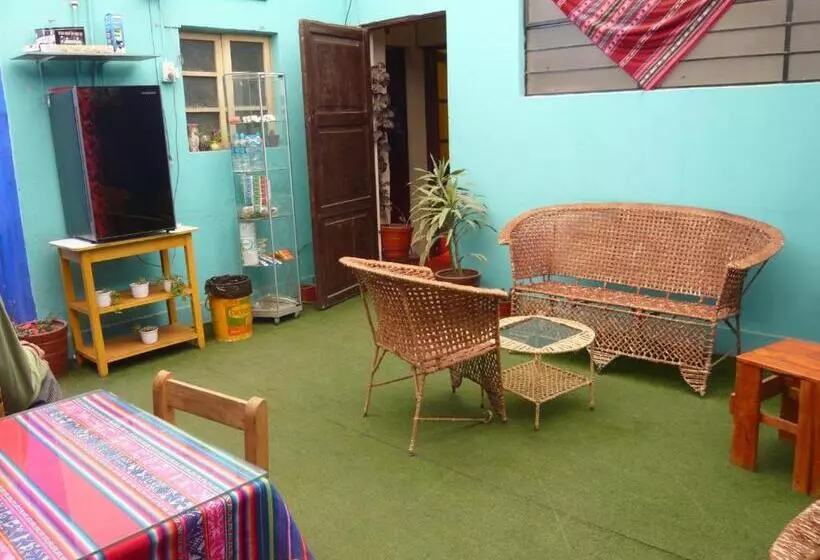 Hostel Fuentes