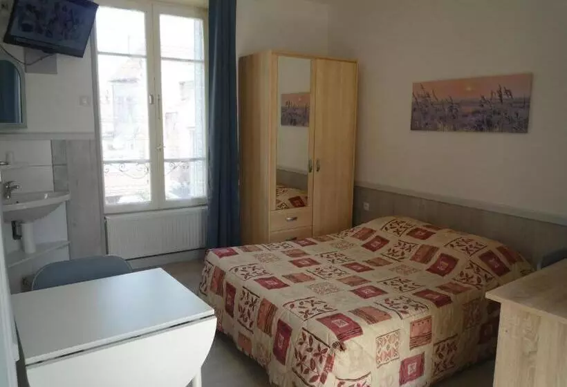 ホテル Au Relais Du Parc De Millevaches