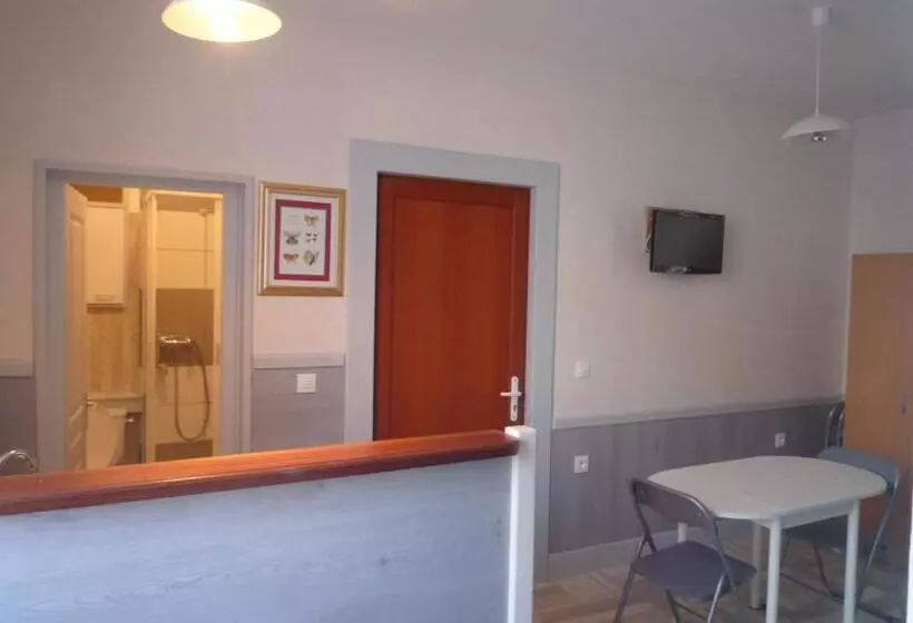 ホテル Au Relais Du Parc De Millevaches