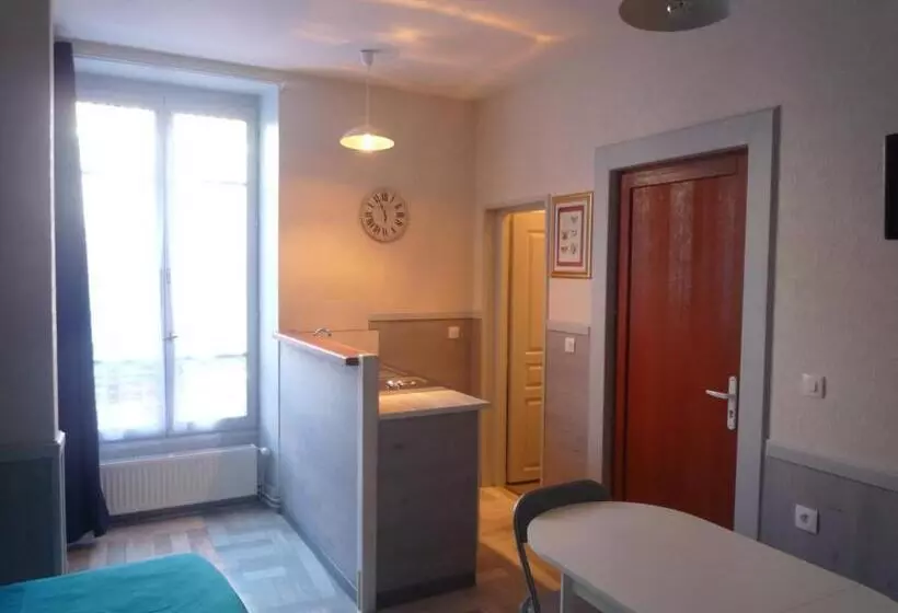 ホテル Au Relais Du Parc De Millevaches