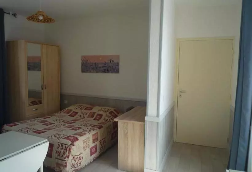 ホテル Au Relais Du Parc De Millevaches