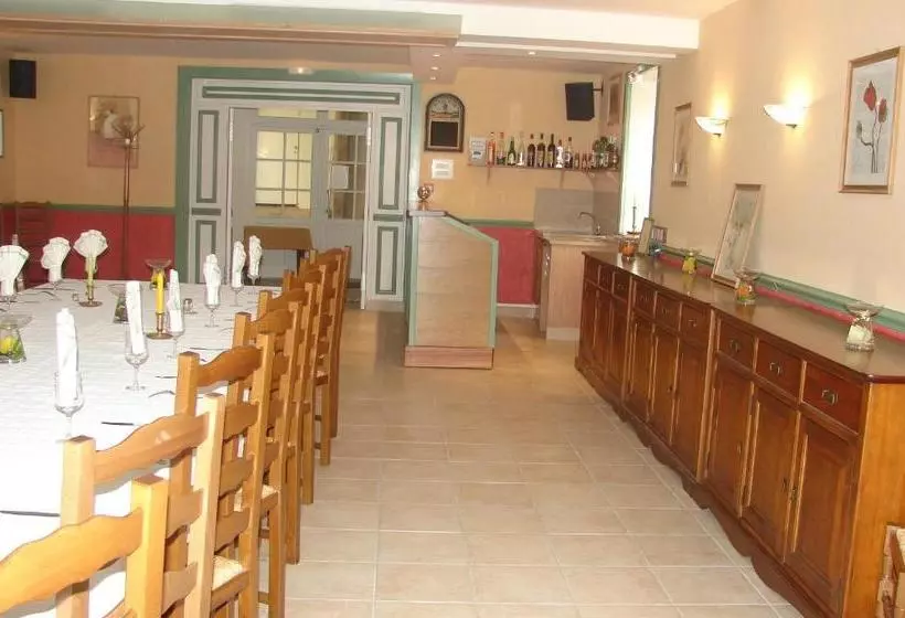 ホテル Au Relais Du Parc De Millevaches