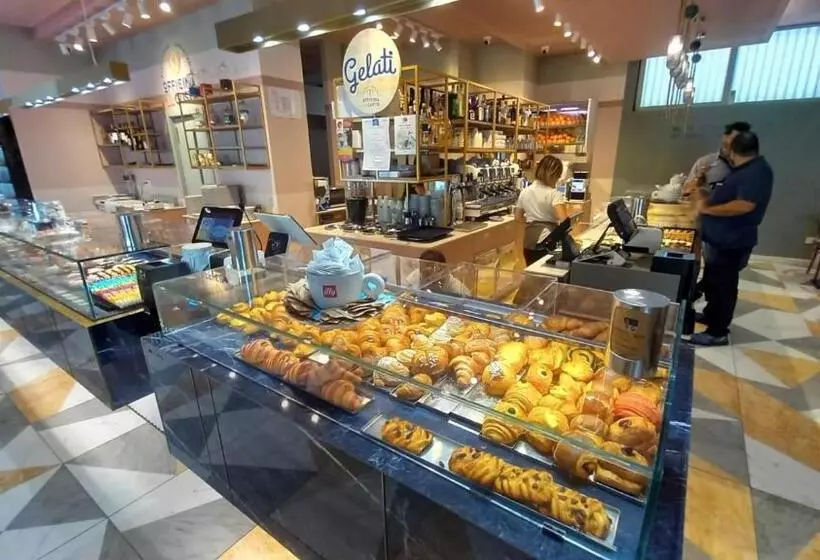 تختخواب و صبحانه Il Faletto