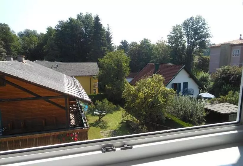 ベッドアンドブレックファースト Seebär Velden