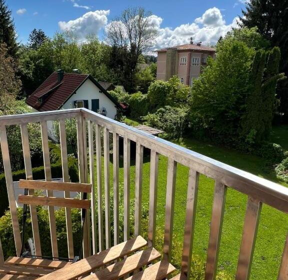 Bed and Breakfast Seebär Velden