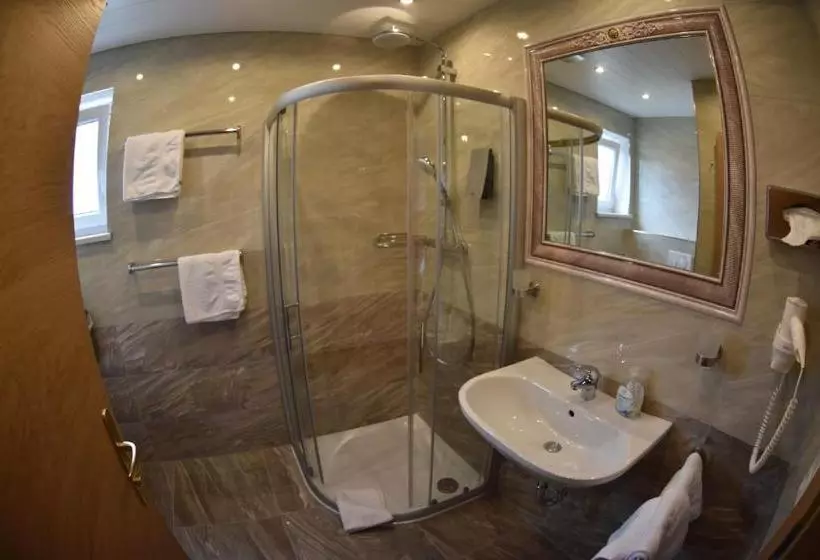 ベッドアンドブレックファースト Seebär Velden