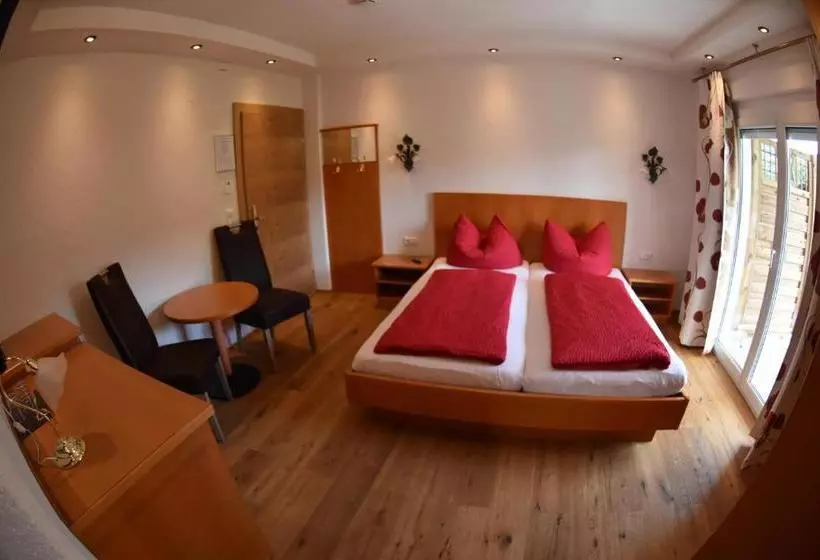 ベッドアンドブレックファースト Seebär Velden