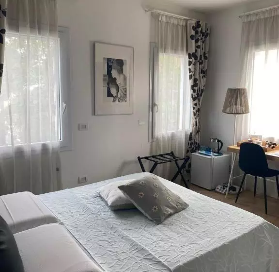 هتل A Casa Di V Ale