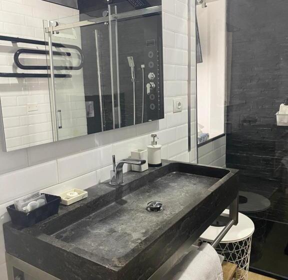 هتل A Casa Di V Ale