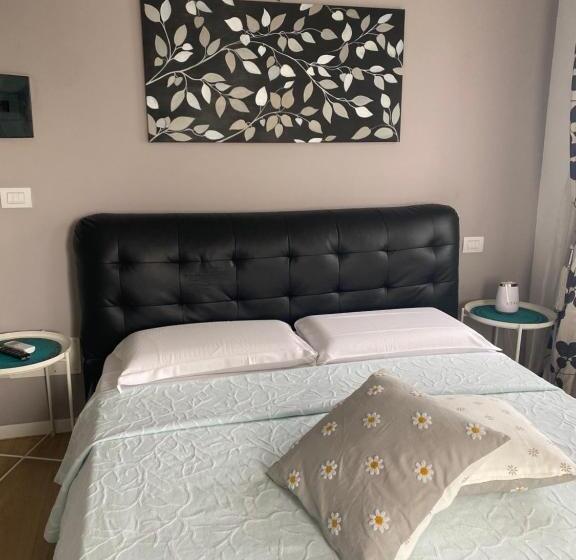 هتل A Casa Di V Ale