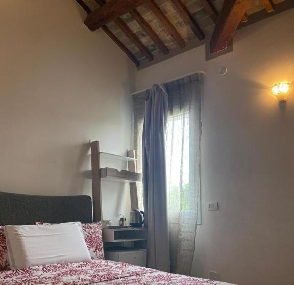 هتل A Casa Di V Ale