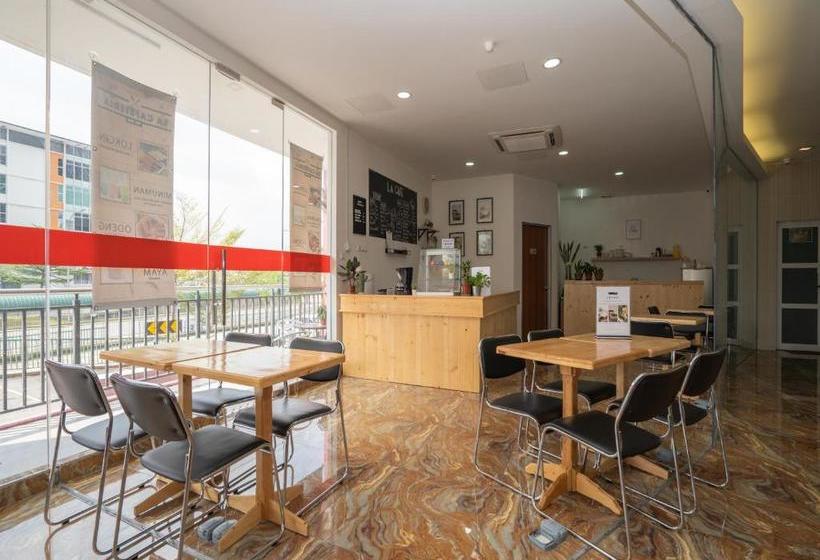 فندق La Putri Boutique