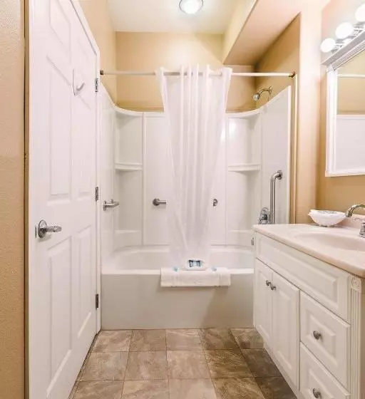 Motelli The Waterfront At Potlatch