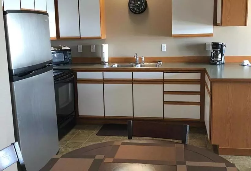 Motelli The Waterfront At Potlatch