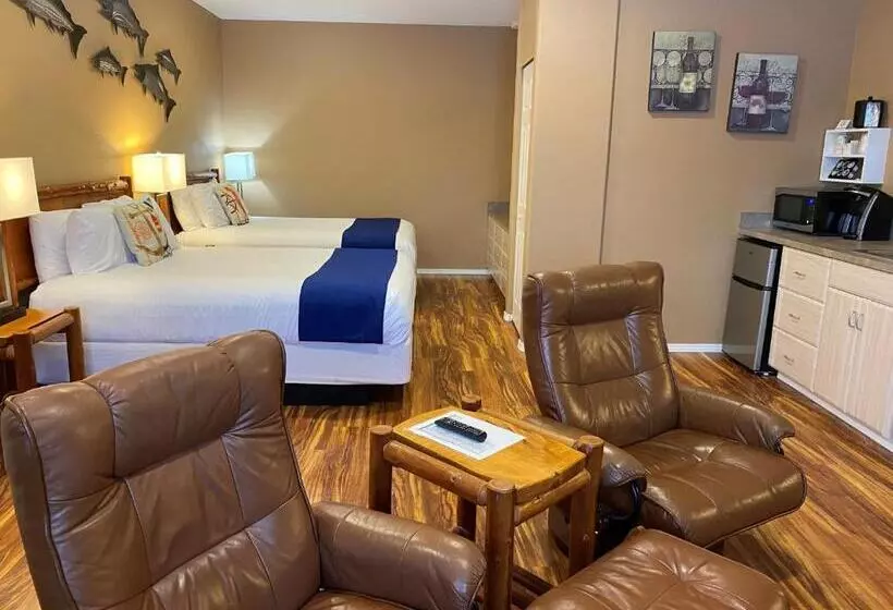 Motelli The Waterfront At Potlatch