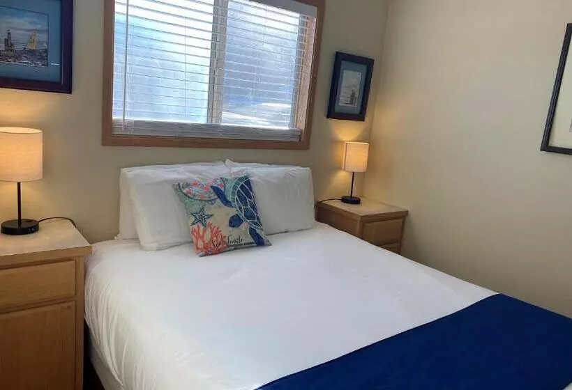 Motelli The Waterfront At Potlatch